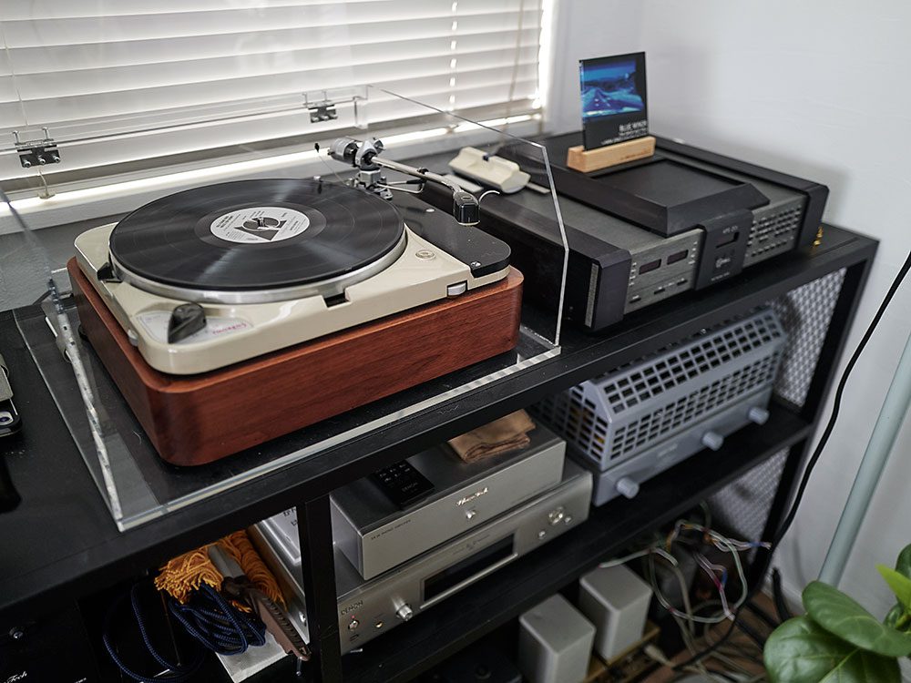 Turntable and CD player